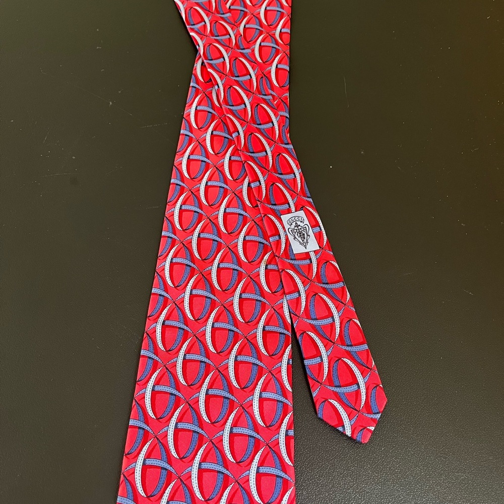 Gucci Red Geometric Silk Tie with Blue Accents